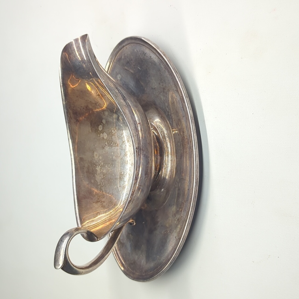 Classic Vintage Gorham Gravy Boat w/ Attached Plate Silverplate